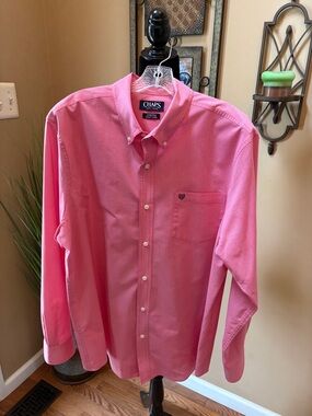 Chaps Men’s Pink Check Long-Sleeve Button-Down Shirt